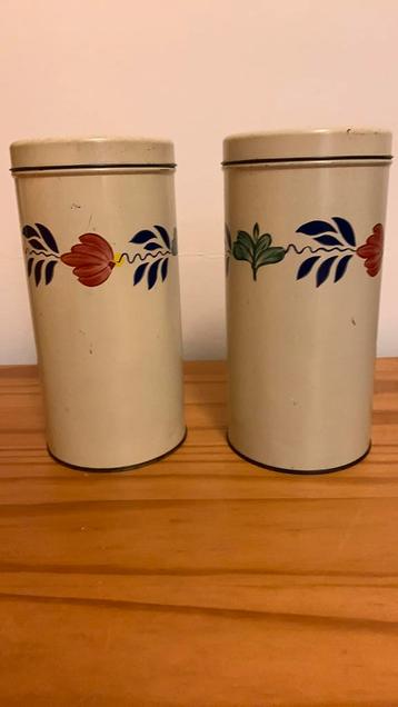 2 beschuitbussen boeren bont beschikbaar voor biedingen