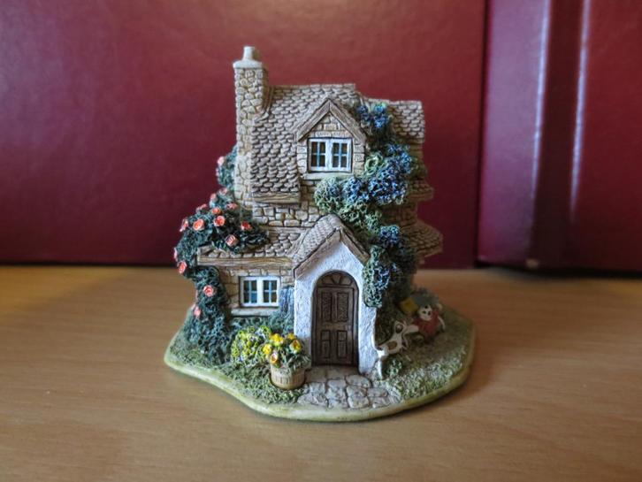 Lilliput Lane - Wagtails, Verzamelen, Beelden en Beeldjes, Zo goed als nieuw, Overige typen, Ophalen of Verzenden