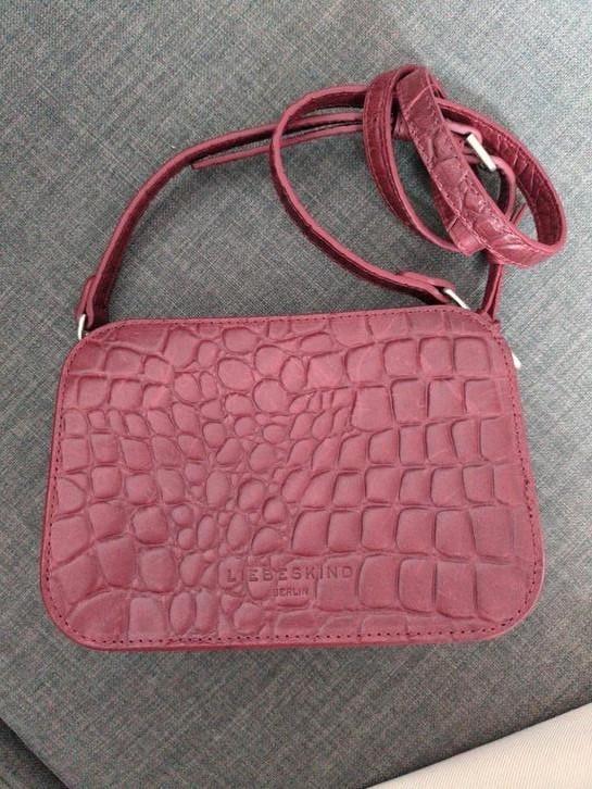 Liebeskind schoudertas, Sieraden, Tassen en Uiterlijk, Tassen | Schoudertassen, Gebruikt, Overige merken, Rood, Leer, Ophalen of Verzenden