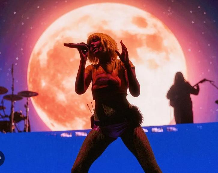Tickets Halsey AFAS Live 22 januari, Tickets en Kaartjes, Concerten | Pop, Twee personen, Januari