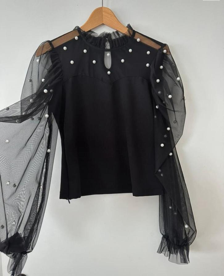 Zwarte top lange mouw shirt doorzichtige mouwen met parels L, Kleding | Dames, T-shirts, Zo goed als nieuw, Zwart, Lange mouw