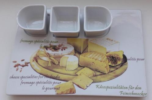 porseleinen kaasplankje met 3 bakjes voor saus of prikkers, Huis en Inrichting, Keuken | Keukenbenodigdheden, Zo goed als nieuw