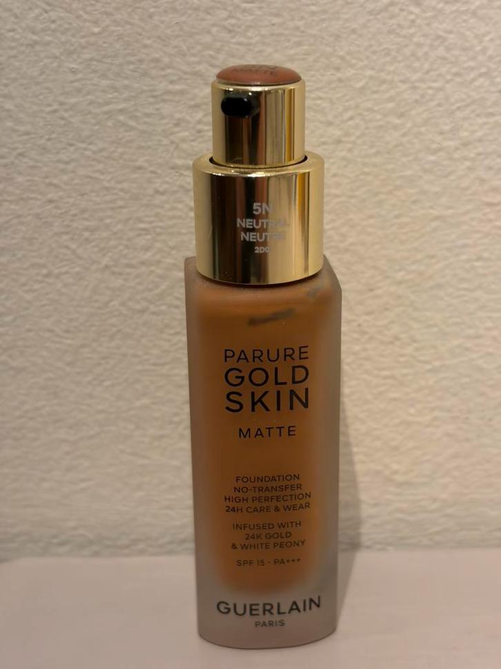 Guerlain Terracotta Le Teint foundation  kleur 5 n neutral, Sieraden, Tassen en Uiterlijk, Uiterlijk | Cosmetica en Make-up, Nieuw