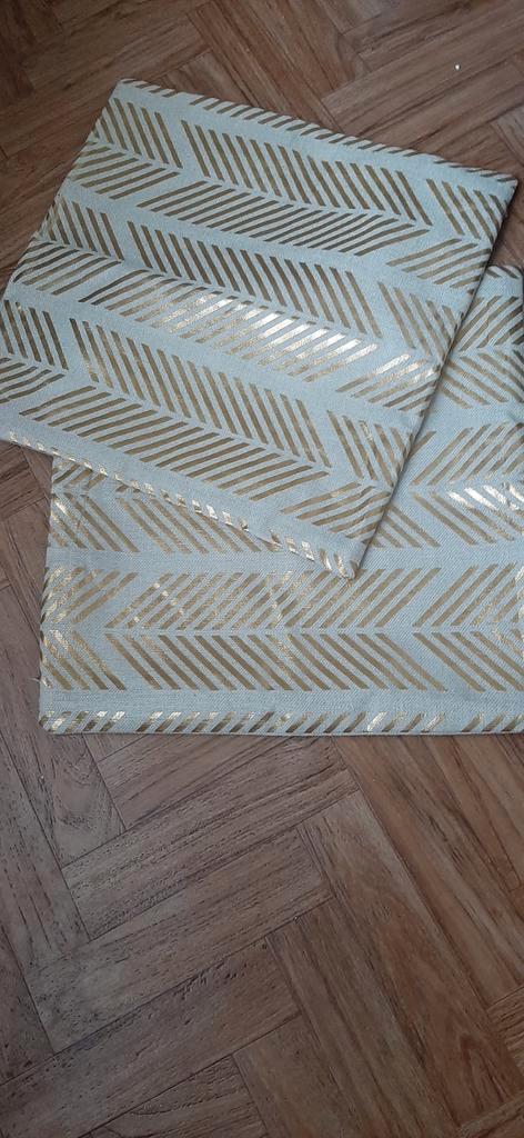 2x Luxe Kussenhoezen Goud/Beige 45x45cm Nieuw, Huis en Inrichting, Woonaccessoires | Kussens, Nieuw, Beige, Vierkant, Ophalen of Verzenden