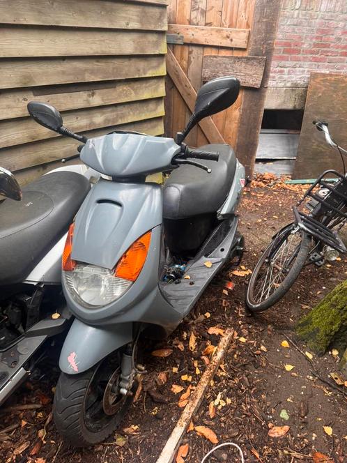 2x viva city op gelidge plaat 70cc, Fietsen en Brommers, Scooters | Peugeot, Zo goed als nieuw, Vivacity, Ophalen