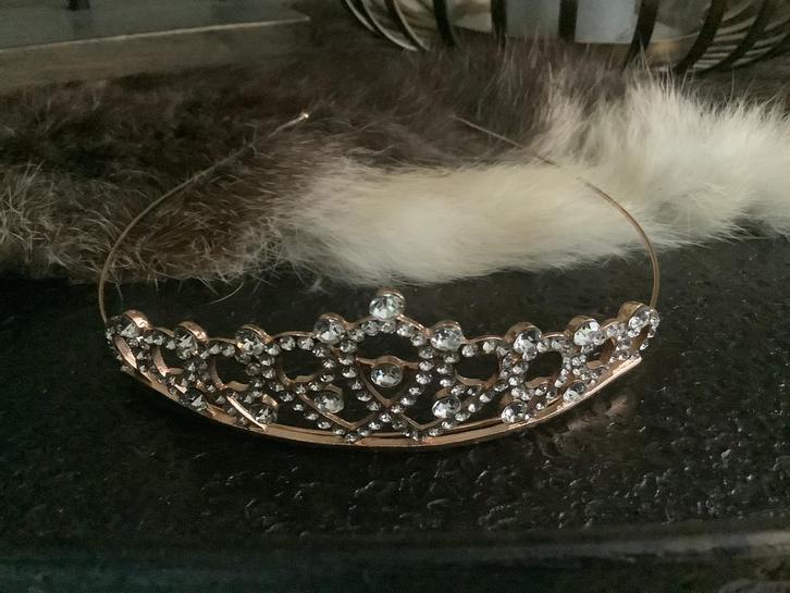 tiara diadeem haarbeugel prinses prinsessen strass kroon, Sieraden, Tassen en Uiterlijk, Uiterlijk | Haarverzorging, Zo goed als nieuw