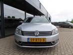 Volkswagen PASSAT 2.0 TSI Highline DSG Leder Navi 19 Inch 2x, Auto's, Volkswagen, Euro 5, Gebruikt, 4 cilinders, 1984 cc