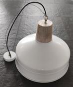 Mooie witte hanglamp metaal, Ophalen of Verzenden, Zo goed als nieuw, Metaal, Minder dan 50 cm