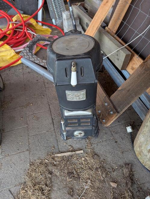 Houtkachel potkachel, Huis en Inrichting, Kachels, Gebruikt, Vrijstaand, Allesbrander, Hout, Ophalen