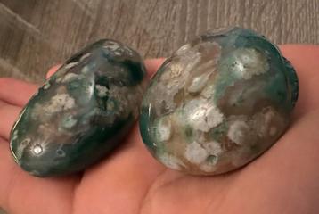 Groene bloemagaat druzy palmstenen 2 stuks beschikbaar voor biedingen
