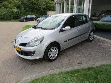Renault Clio 1.6-16V Team Spirit Zo Mee! Inruilkoopje! beschikbaar voor biedingen