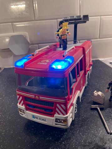 Playmobil 9464 Brandweer Pompwagen beschikbaar voor biedingen