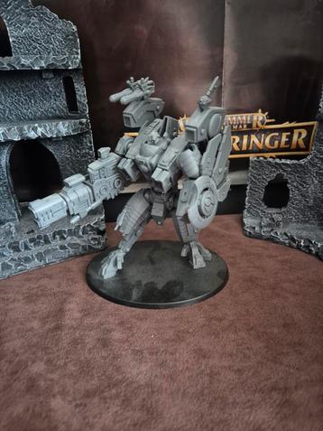 Tau Empire Riptide - Ongeschilderd beschikbaar voor biedingen