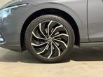 Volkswagen GOLF 1.5 eTSI Life Business 2021 DSG LED CRUISE C, Stof, 4 cilinders, Adaptive Cruise Control, Bedrijf