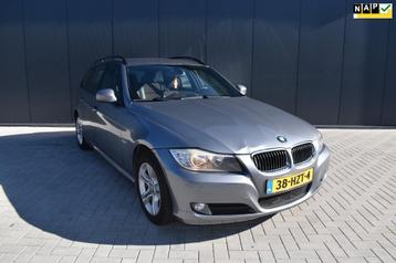 BMW 3-serie Touring 318i Business Line Lichte Schade! beschikbaar voor biedingen