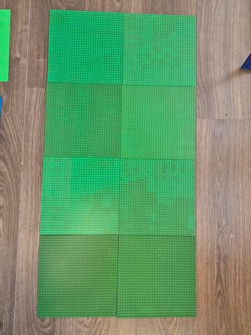 8 groene lego bouwplaten grondplaten baseplates 32x32 beschikbaar voor biedingen