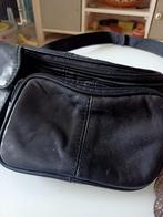 Zacht leren buideltas., Sieraden, Tassen en Uiterlijk, Tassen | Damestassen, Ophalen of Verzenden, Zo goed als nieuw, Zwart