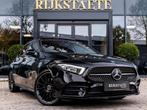 Mercedes A-klasse A250e AMG|PANO|19''|BURMESTER|CAMERA|LED, Gebruikt, 4 cilinders, Alcantara, Zwart