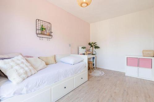 Hele nette IKEA Hemnes bedbank incl. 2 matrassen en hoezen, Huis en Inrichting, Slaapkamer | Bedden, Zo goed als nieuw, Eenpersoons