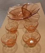 Fruitschaal met 4 schaaltjes ( oud ), Ophalen of Verzenden, Rond