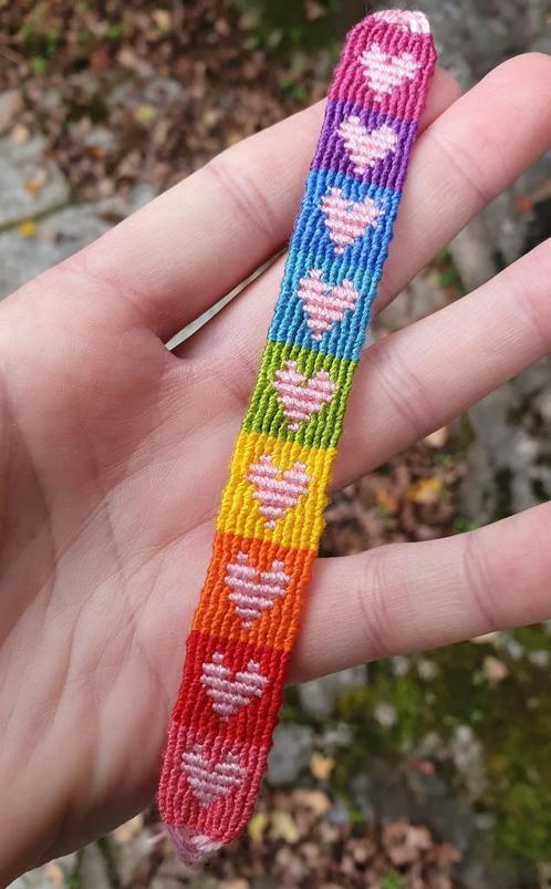 Roze harten regenboog armband, Sieraden, Tassen en Uiterlijk, Armbanden, Nieuw, Overige materialen, Roze, Verzenden