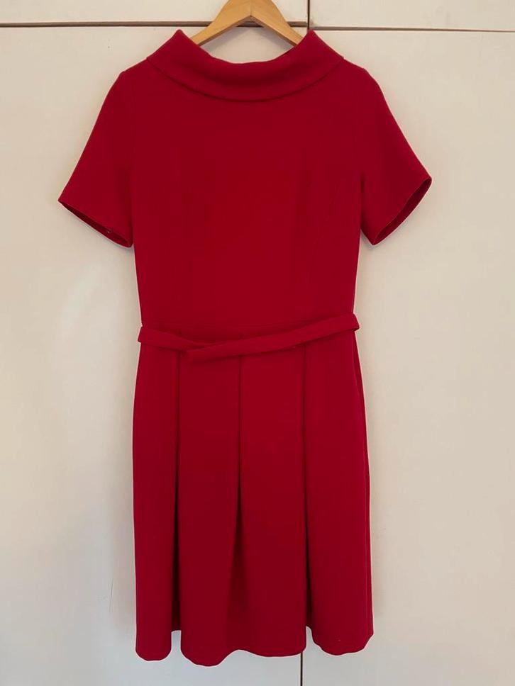 LaDress Couture Rode Wollen Jurk, Kleding | Dames, Jurken, Zo goed als nieuw, Maat 38/40 (M), Rood, Knielengte, Ophalen of Verzenden