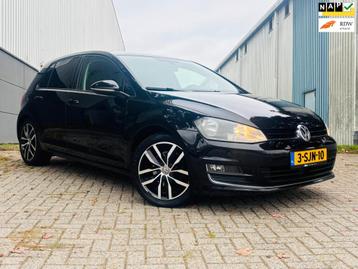 Volkswagen Golf 1.4 TSI Highline Sport NIEUWE APK beschikbaar voor biedingen