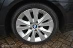 BMW 5-serie 525i '04 Clima|Cruise|Navi|Xenon|Leder!, Auto's, Achterwielaandrijving, 1800 kg, Traction-control, Zwart