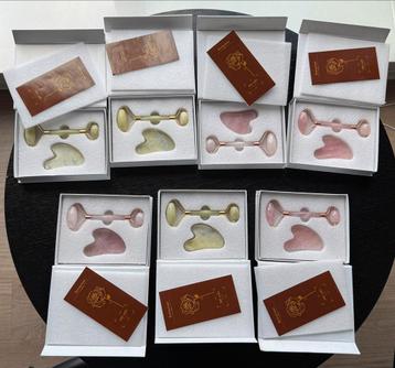 Nieuwe gua sha + face roller set – rozenkwarts beschikbaar voor biedingen