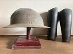 Lotje Belgisch: helm WO2 en beenkappen, Ophalen of Verzenden, Landmacht, Helm of Baret