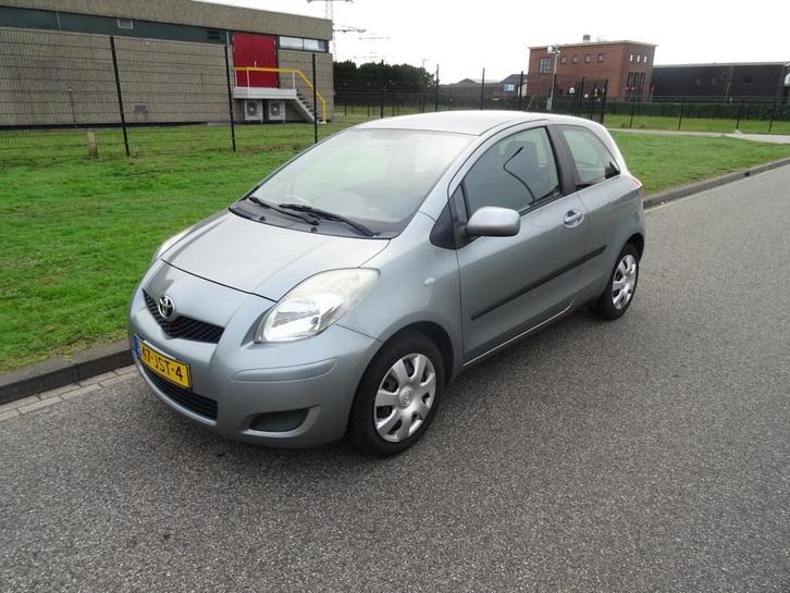 Toyota Yaris 1.3 VVTi Aspiration, Auto's, Toyota, Bedrijf, Te koop, Yaris, Airbags, Airconditioning, Centrale vergrendeling, Elektrische buitenspiegels