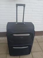 Zwarte Trolley Koffer Revelation, Ophalen, Uitschuifbare handgreep, Gebruikt, 70 cm of meer