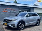 Volkswagen Touareg 3.0 TSi eHybrid 4MOTION pano trekh 1EIG n, Automaat, 14 kWh, Gebruikt, 2995 cc