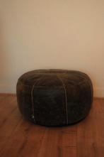 HKLiving poef ottoman - Goede conditie, Ophalen, Zo goed als nieuw, Rond, Leer