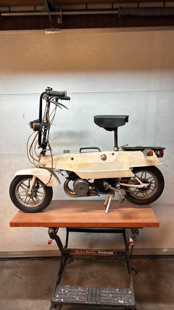 Motobecane Mobyx 1, Fietsen en Brommers, Brommers | Oldtimers, Overige merken, Ophalen