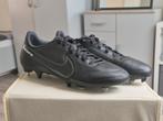 Voetbalschoenen Nike Tiempo, Sport en Fitness, Voetbal, Maat XS of kleiner, Ophalen of Verzenden, Zo goed als nieuw, Schoenen