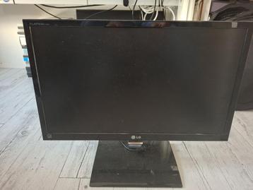 lg tft 22" beschikbaar voor biedingen