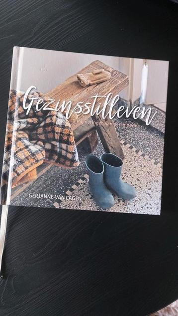 Gerjanne van Lagen - Gezinsstilleven beschikbaar voor biedingen