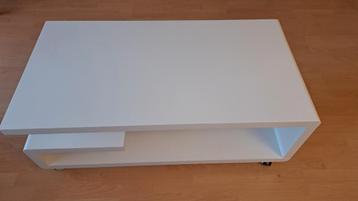 Salontafel  beschikbaar voor biedingen