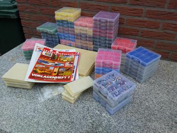 Heel veel ministeck in68 bakjes met plaatjes en voorbeelden  beschikbaar voor biedingen
