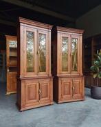 Franse eikenhouten vitrinekast | Espagnoletsluiting #2364, Huis en Inrichting, Kasten | Buffetkasten, Niet ingevuld, 200 cm of meer