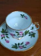 Kop en schotel met rozen: Elizabethan., Ophalen of Verzenden