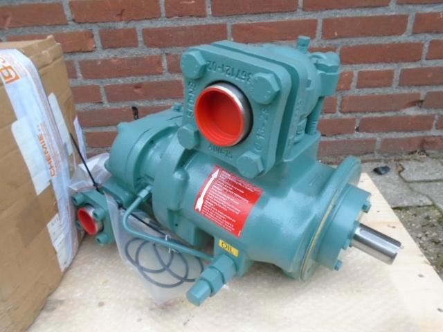 #03048 Bitzer OSKA 5341-k open schroefcompressor R717 NH3, Doe-het-zelf en Verbouw, Compressors, Nieuw, 10 bar of meer, 100 liter of meer