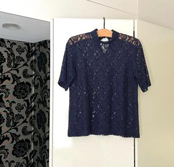 ZGAN blauw topje opengewerkte kantachtige stof; Yaya; 40/42 beschikbaar voor biedingen