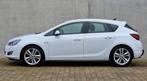 Opel Astra 1.6 Turbo Cosmo automaat apk 12-2025, Auto's, Opel, Euro 5, 730 kg, 4 cilinders, Wit