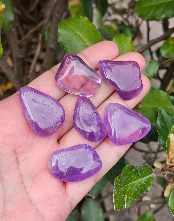 Amethist Trommelsteen Indra, Verzamelen, Mineralen en Fossielen, Mineraal, Verzenden