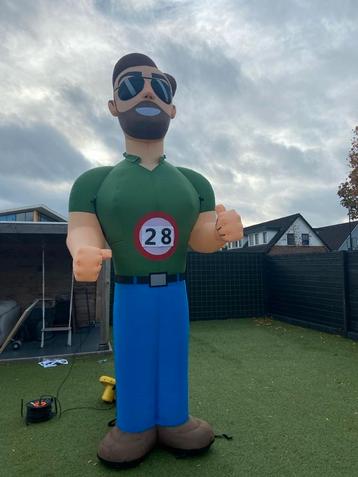 Leuke opblaasfiguren alle leeftijden  beschikbaar voor biedingen