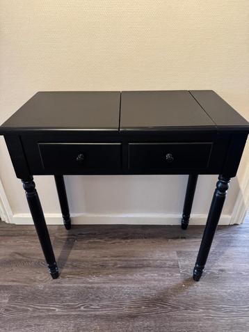 Woood Sidetable beschikbaar voor biedingen