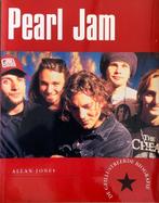 Pearl Jam De Geillustreerde Biografie - Allan Jones, Kunst en Cultuur, Ophalen of Verzenden, Allan Jones, Zo goed als nieuw