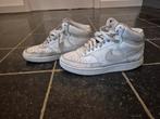 Nike Sneakers Maat 38 - Gedragen, Gebruikt, Jongen of Meisje, Schoenen, Ophalen of Verzenden